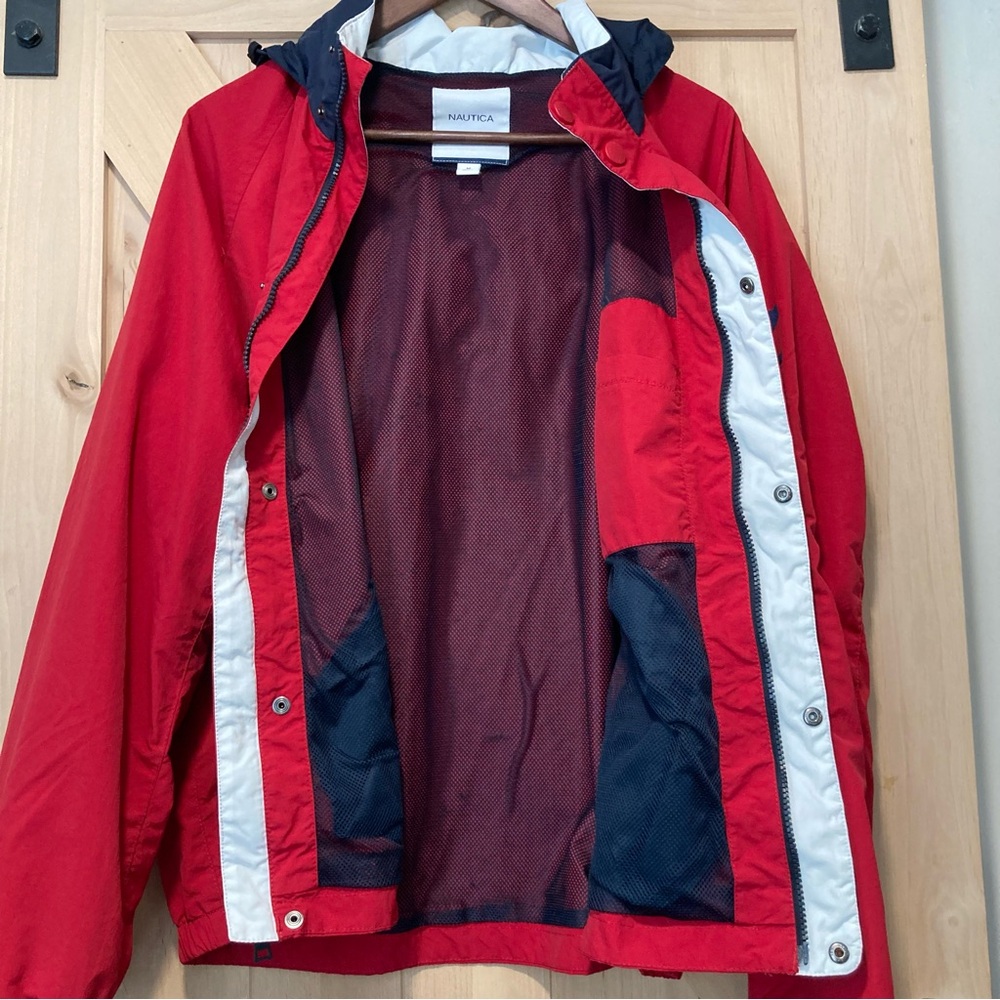 Nautica Red Windbreaker with Navy Details Mens Medium - Picture 7 of 15